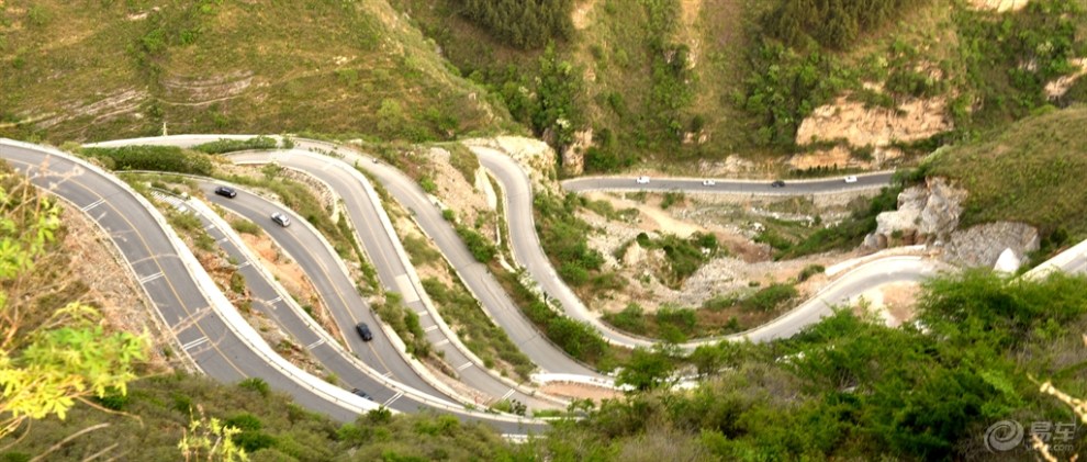 【精华帖争霸赛】五一小假体验盘山道"红井路".