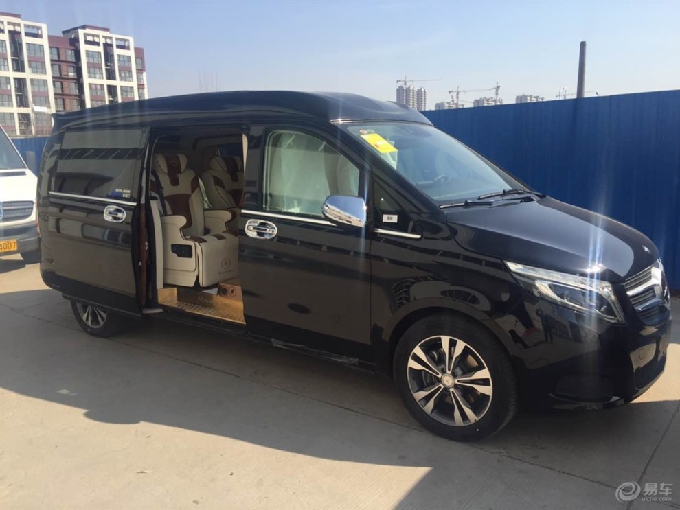 全新梅赛德斯-奔驰 v-class商务版.