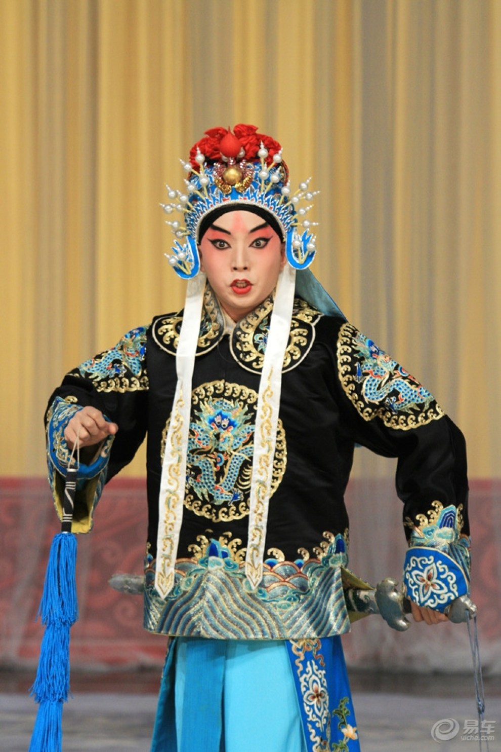 2017-8-12青年京剧团中华剧院上演京剧《麒麟阁》