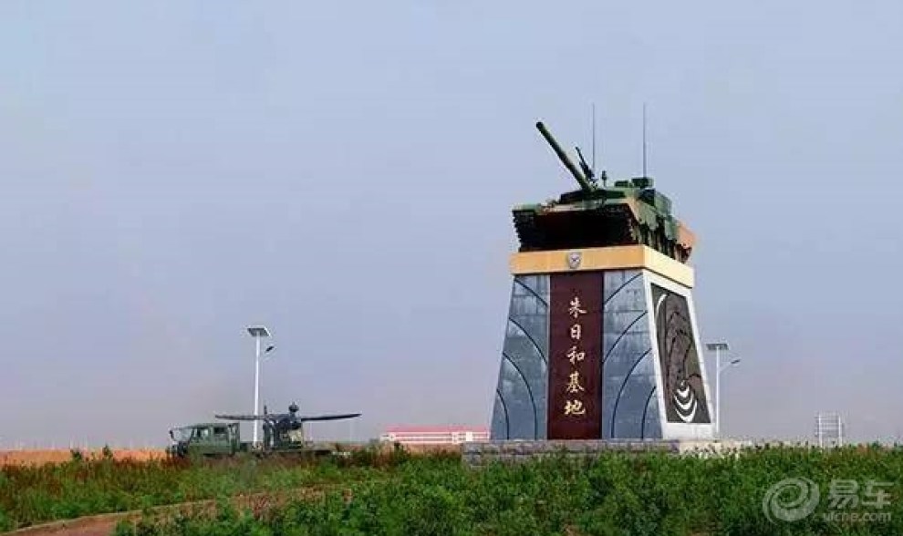 这两片"邻居"草原和朱日和一起火了,7-9月景色最美