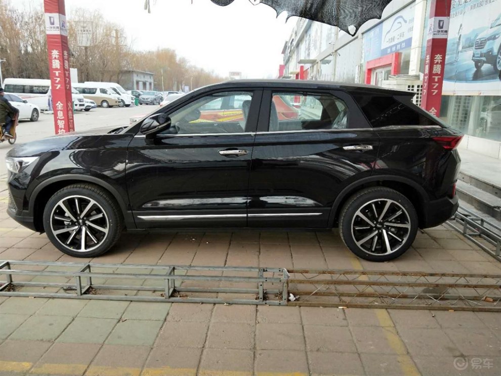 奔腾t77 黑白棕来报到,更喜欢哪个?