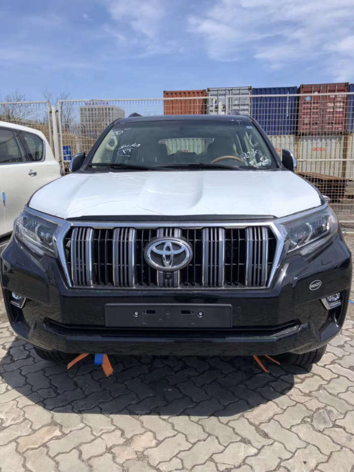 配置:18款霸道2700,(vxs,挡风玻璃带出厂车架号)《炫彩仪表盘,航踏