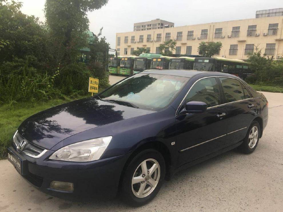 05年本田雅阁