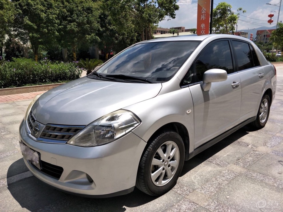 10年日产尼桑颐达,特价急卖!