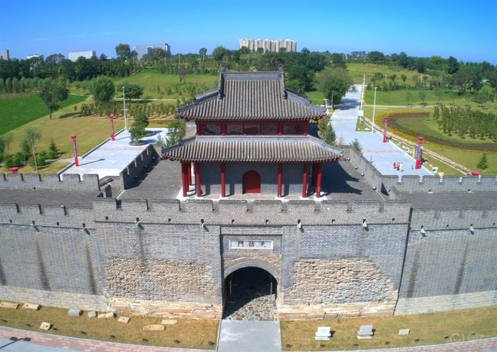 【辽阳博越车友会】探寻东京城天佑门遗址