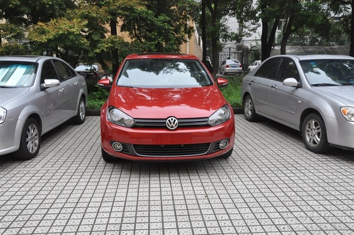 4t红色高尔夫6来啦!