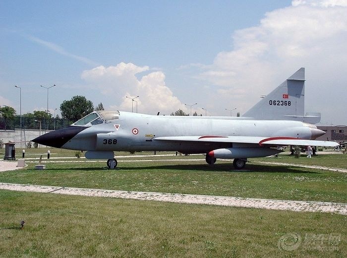 美国百字头战斗机图集(f-102"三角剑")